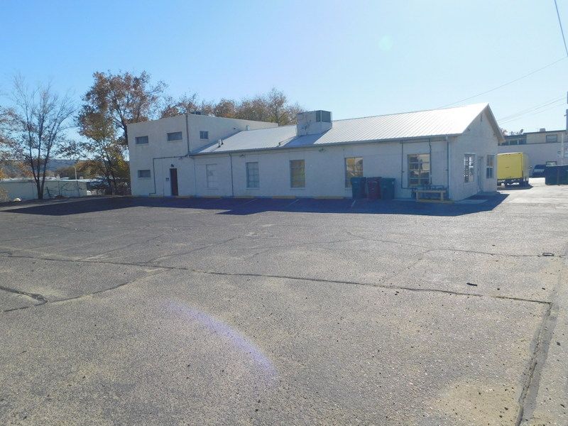 805 E Main St, Farmington, NM 87401